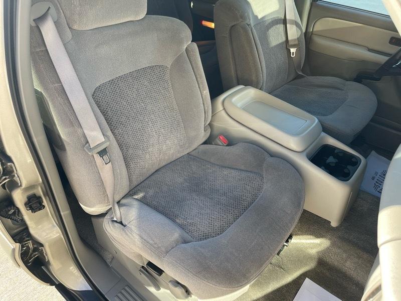 Chevrolet Tahoe 2WD 4dr LS 2000
