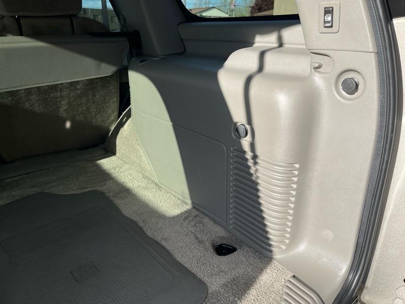 Chevrolet Tahoe 2WD 4dr LS 2000