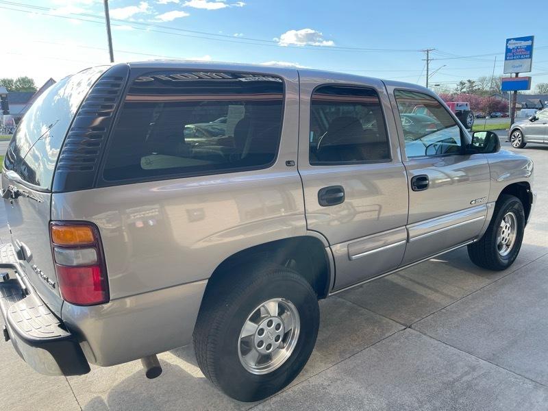 Chevrolet Tahoe 2WD 4dr LS 2000