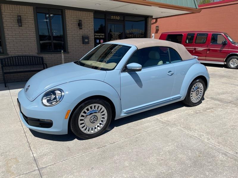 Volkswagen Beetle 1.8T PZEV Convertible 2015