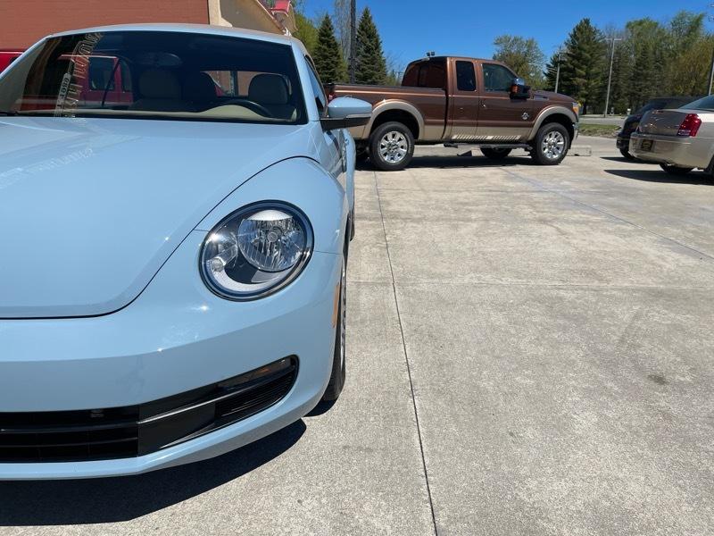 Volkswagen Beetle 1.8T PZEV Convertible 2015