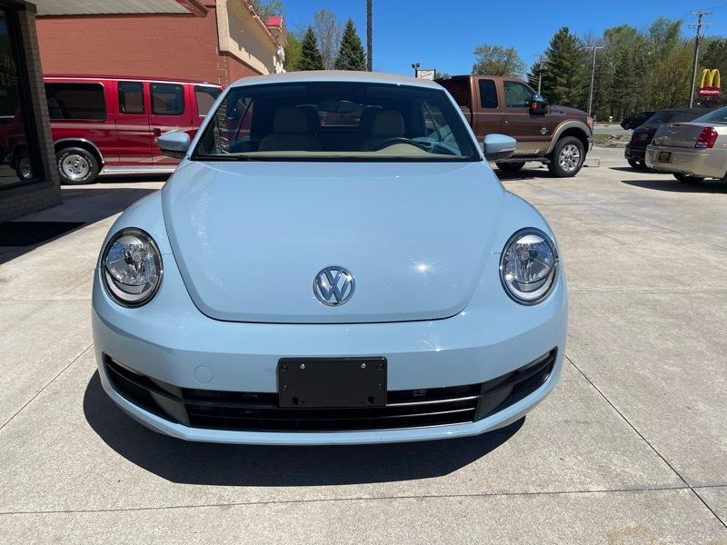 Volkswagen Beetle 1.8T PZEV Convertible 2015
