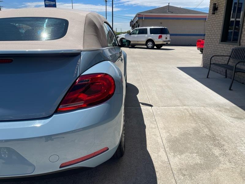 Volkswagen Beetle 1.8T PZEV Convertible 2015