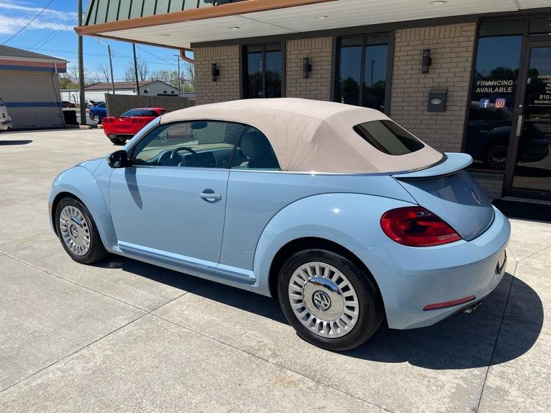 Volkswagen Beetle 1.8T PZEV Convertible 2015