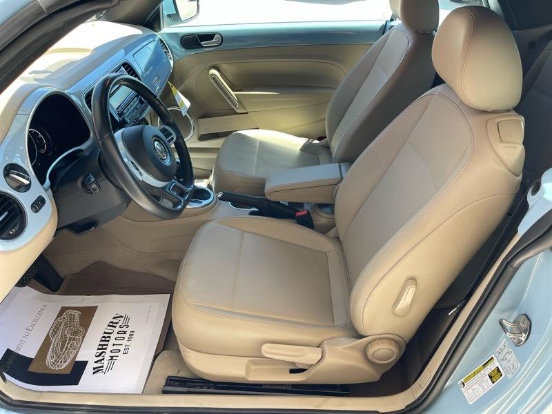 Volkswagen Beetle 1.8T PZEV Convertible 2015