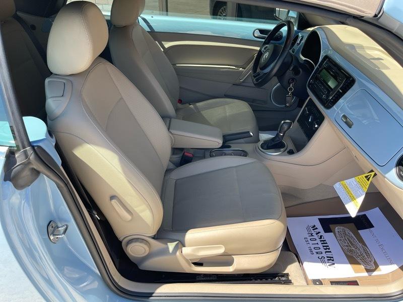 Volkswagen Beetle 1.8T PZEV Convertible 2015