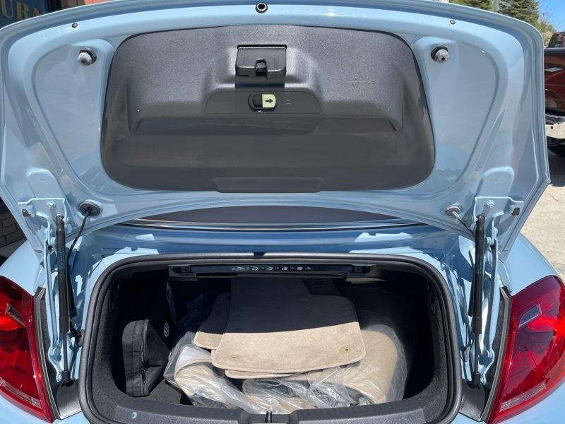 Volkswagen Beetle 1.8T PZEV Convertible 2015