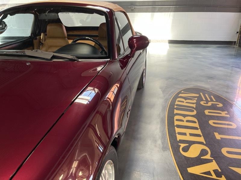 Mazda MX-5 Miata M Edition 1995