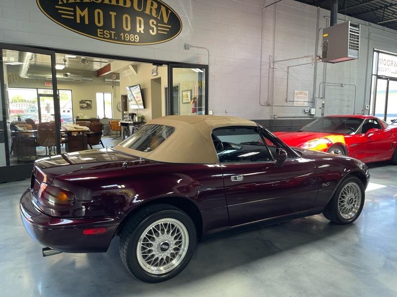 Mazda MX-5 Miata M Edition 1995