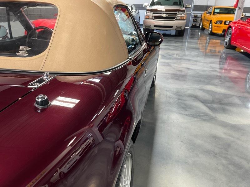 Mazda MX-5 Miata M Edition 1995