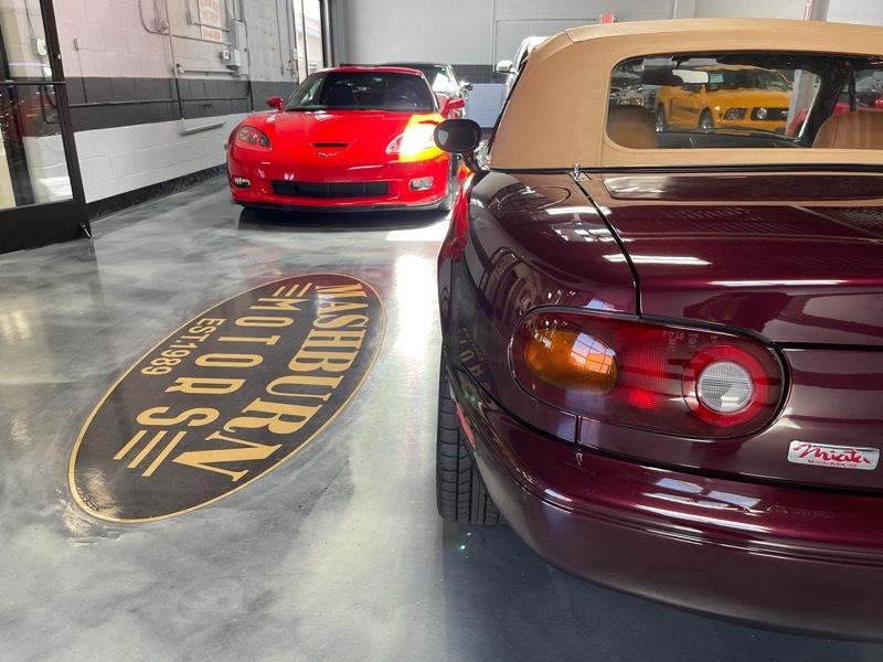 Mazda MX-5 Miata M Edition 1995