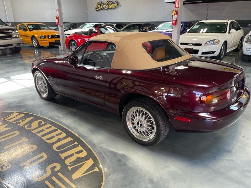 Mazda MX-5 Miata M Edition 1995