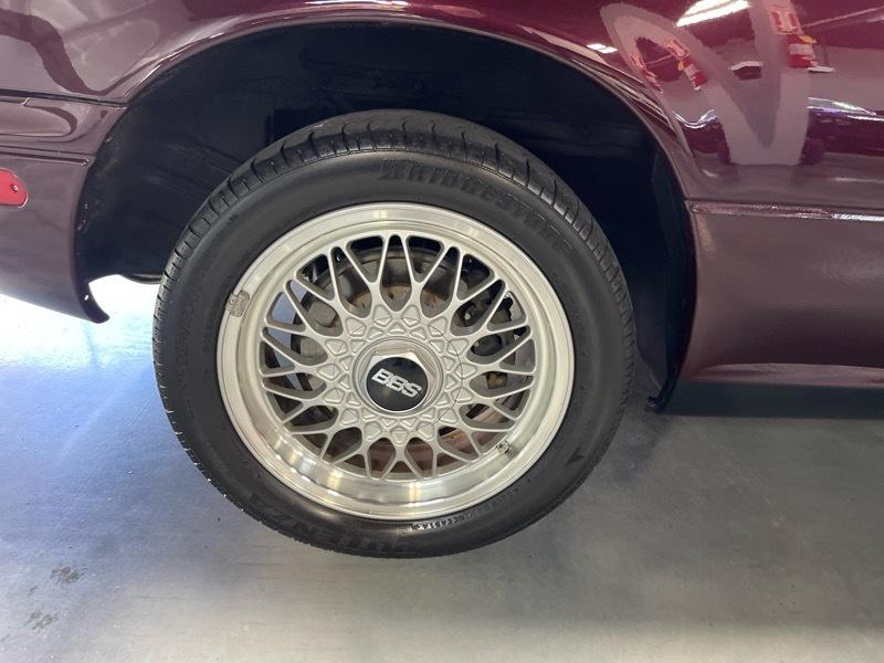 Mazda MX-5 Miata M Edition 1995