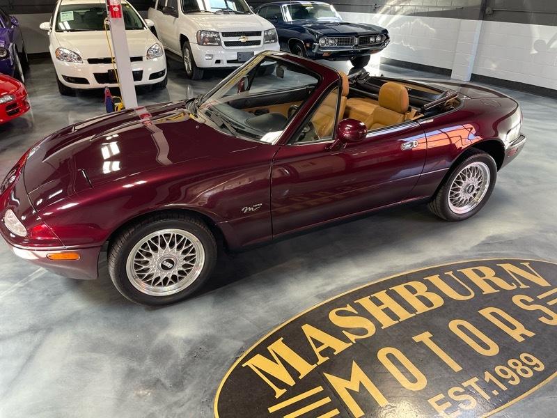 Mazda MX-5 Miata M Edition 1995