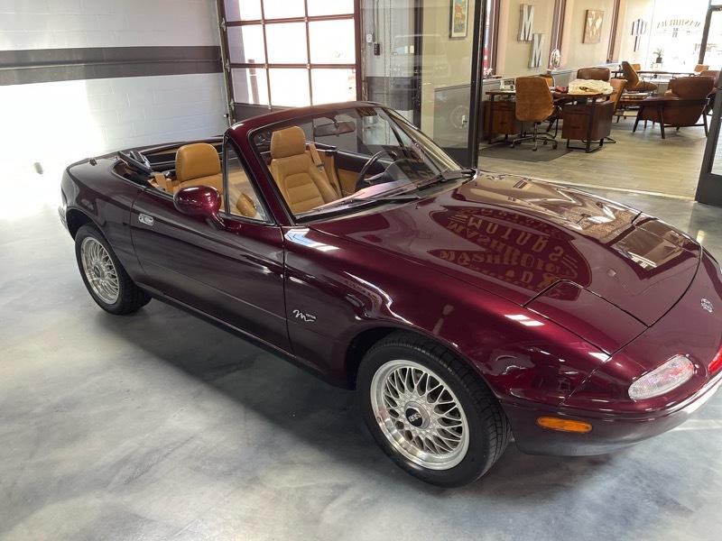 Mazda MX-5 Miata M Edition 1995