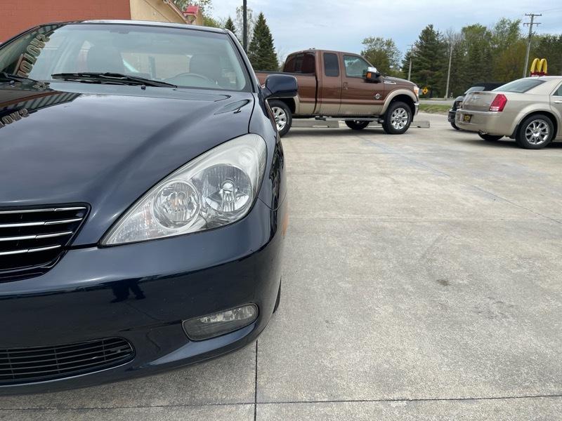Lexus ES 300 Sedan 2002