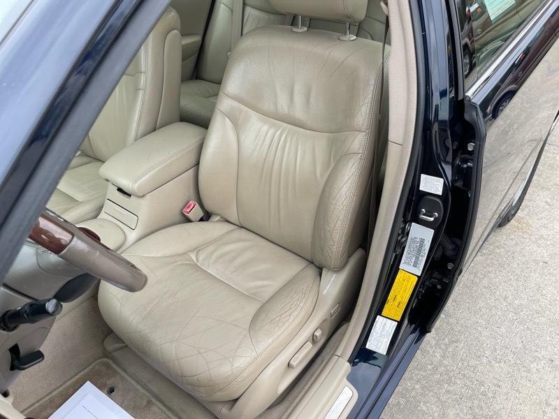 Lexus ES 300 Sedan 2002