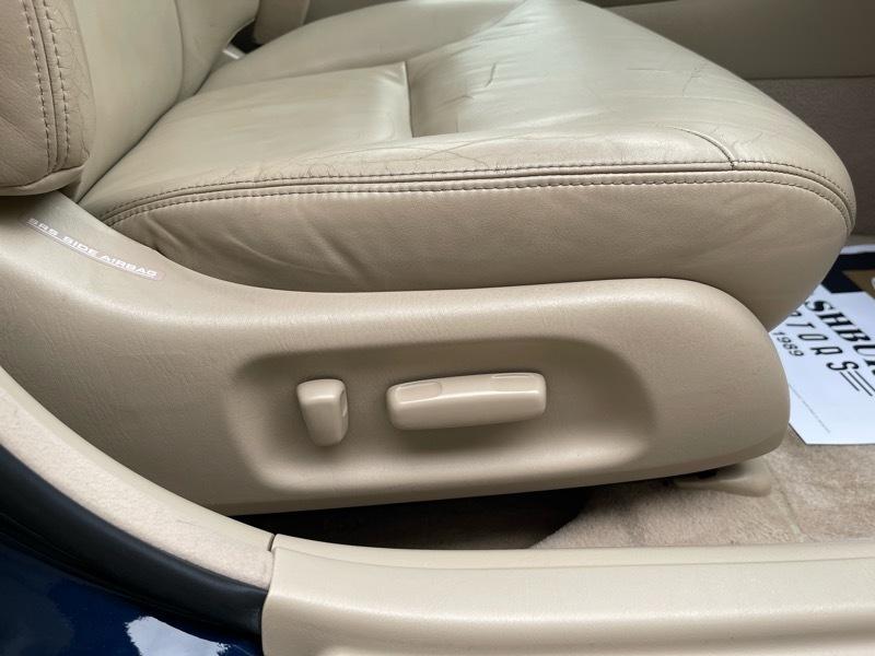 Lexus ES 300 Sedan 2002