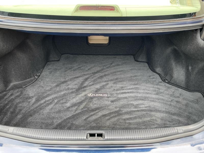 Lexus ES 300 Sedan 2002