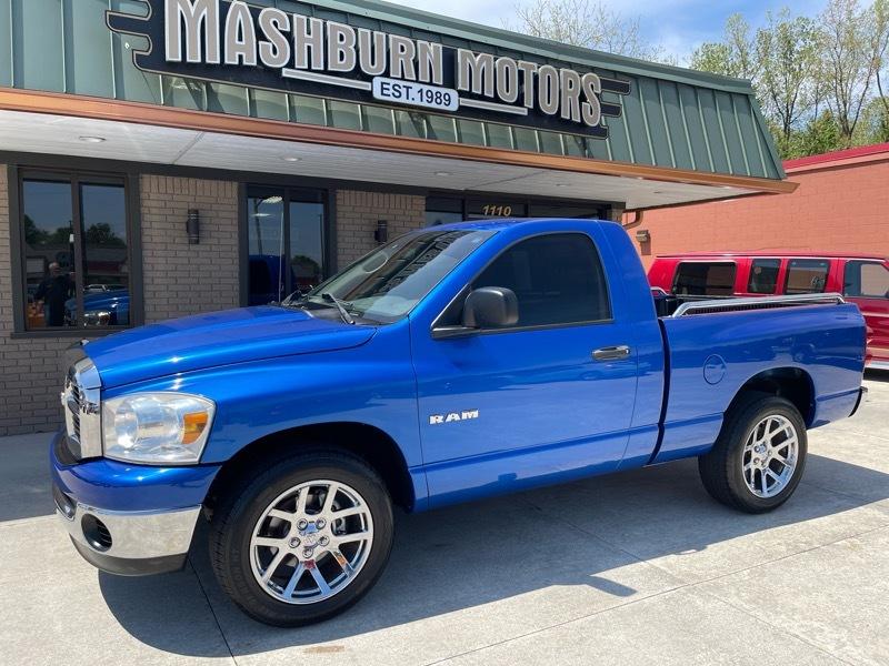 Dodge Ram 1500 SLT Short Bed 2WD 2008