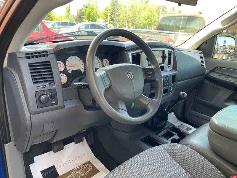 Dodge Ram 1500 SLT Short Bed 2WD 2008