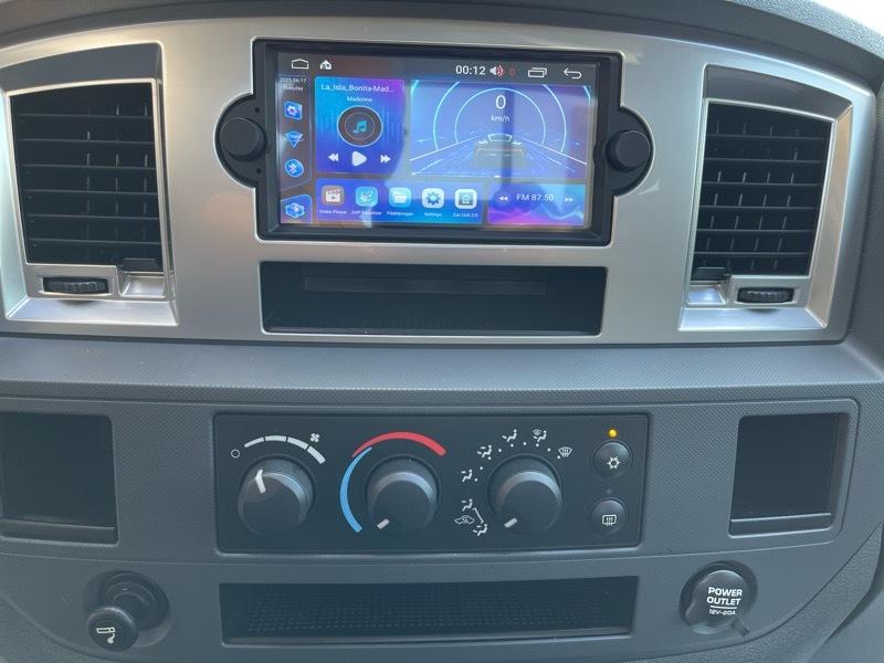 Dodge Ram 1500 SLT Short Bed 2WD 2008
