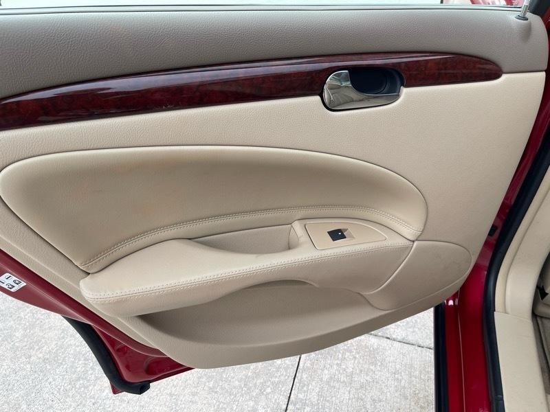 Buick Lucerne CXL V6 2006