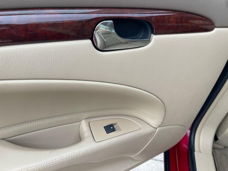 Buick Lucerne CXL V6 2006