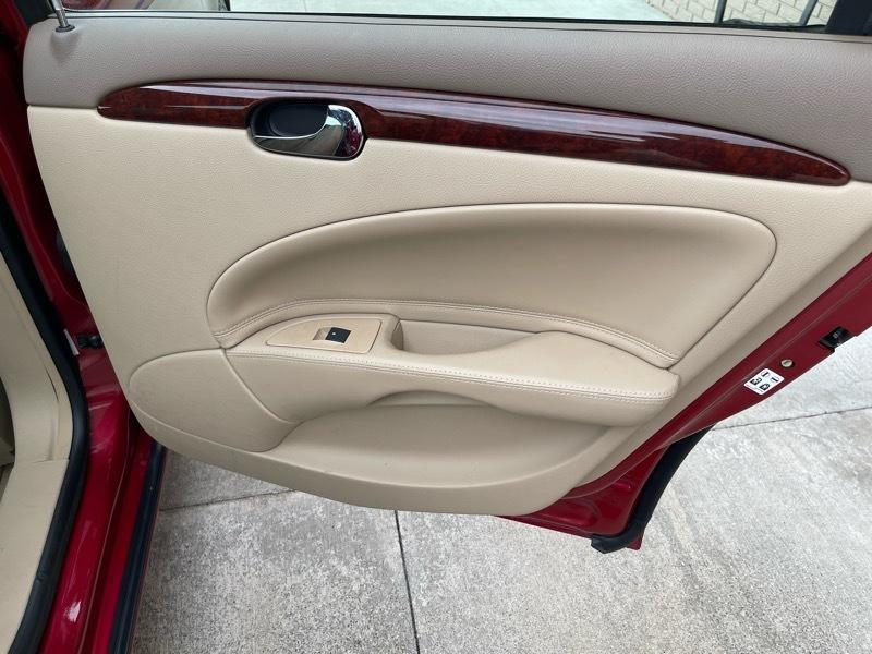 Buick Lucerne CXL V6 2006