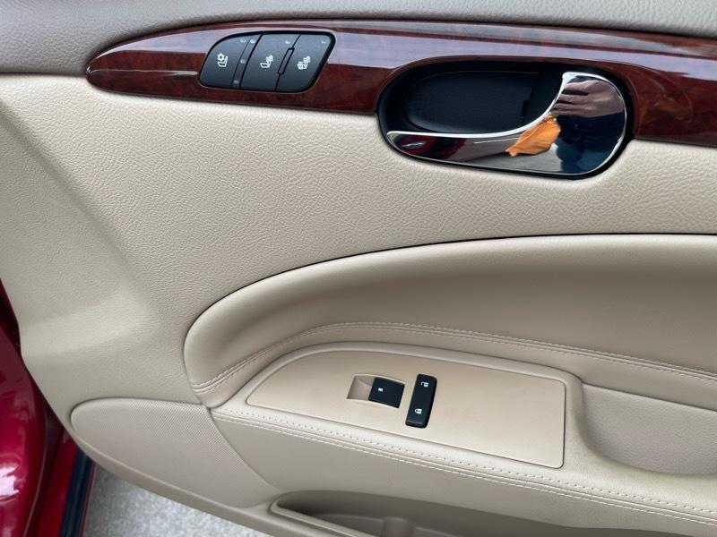 Buick Lucerne CXL V6 2006