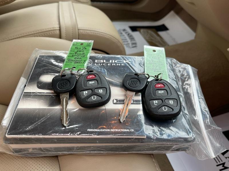 Buick Lucerne CXL V6 2006