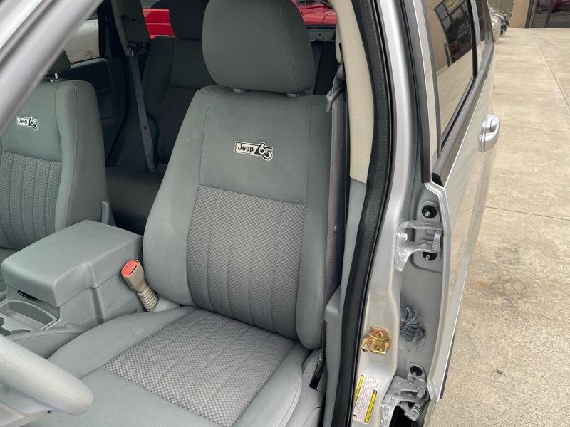 Jeep Grand Cherokee  2006