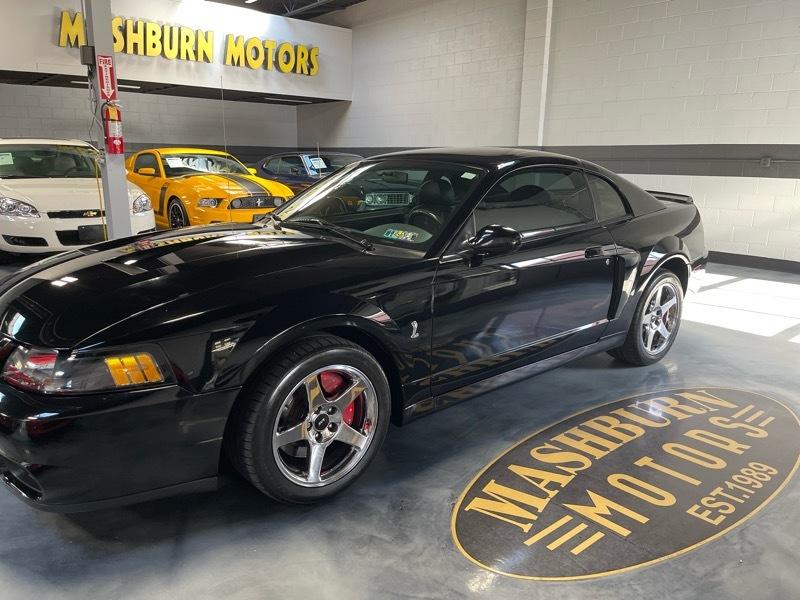 Ford Mustang SVT Cobra Coupe 2004