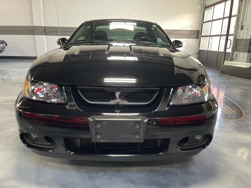 Ford Mustang SVT Cobra Coupe 2004