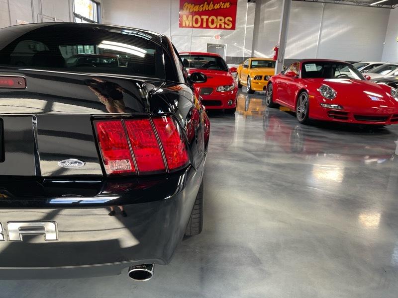 Ford Mustang SVT Cobra Coupe 2004