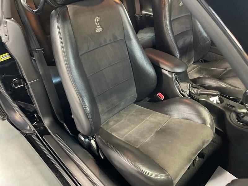 Ford Mustang SVT Cobra Coupe 2004