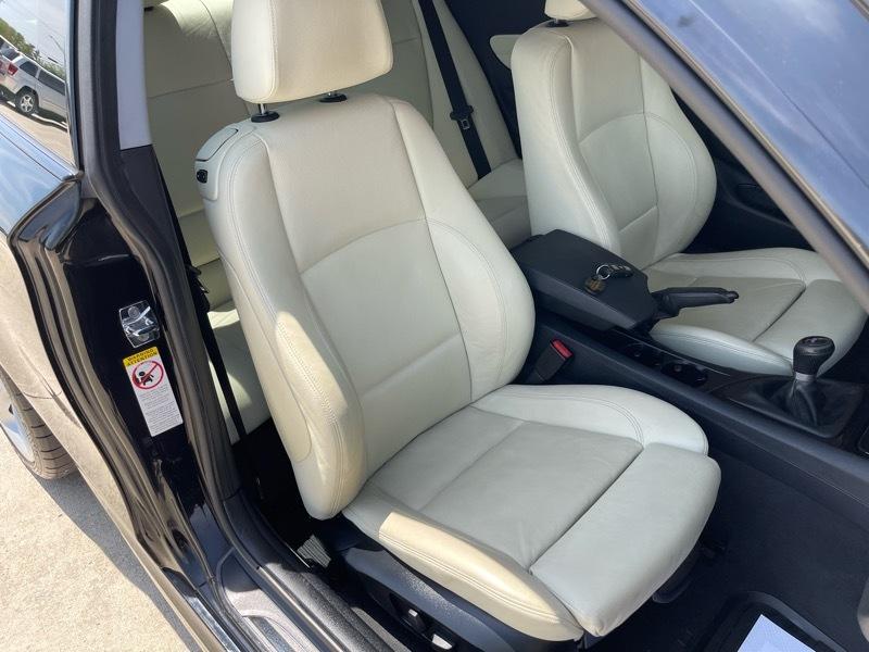 BMW 1-Series 135i Coupe 2008