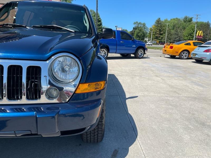 Jeep Liberty Limited 4WD 2005