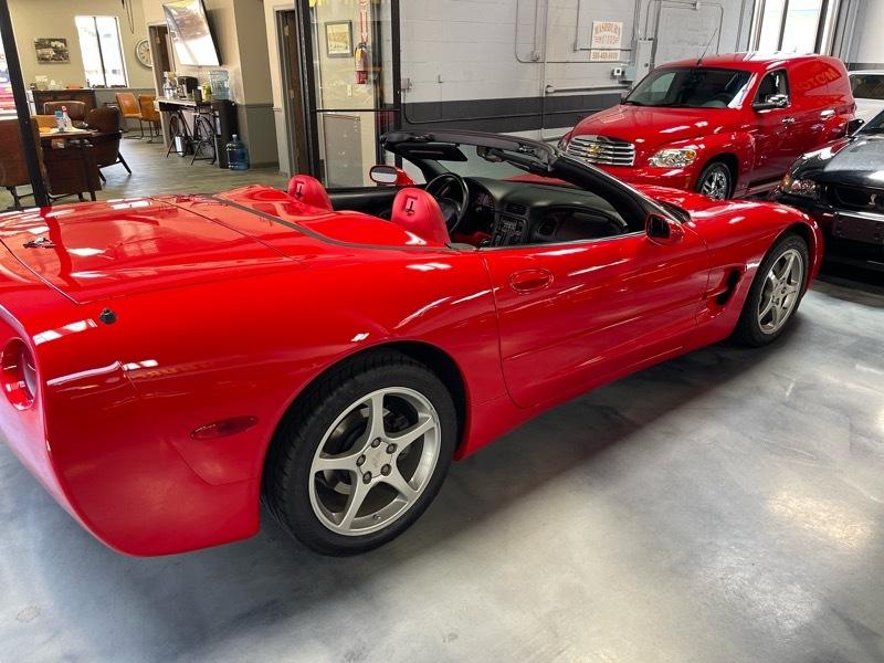 Chevrolet Corvette Convertible 2001