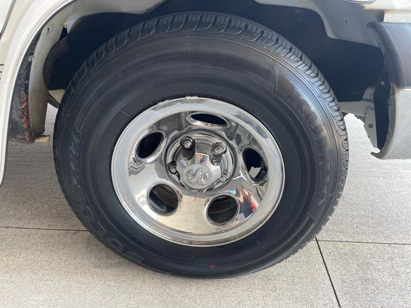 Dodge Ram Van 1500 127" WB Conversion 2000