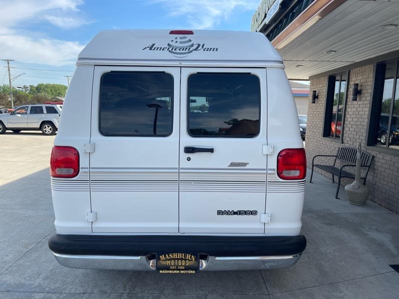 Dodge Ram Van 1500 127" WB Conversion 2000