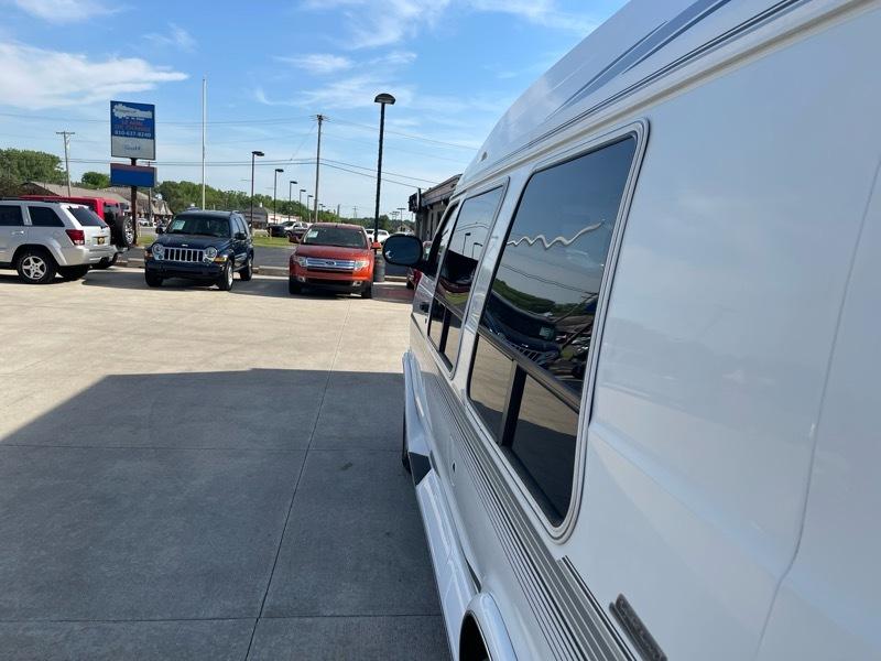 Dodge Ram Van 1500 127" WB Conversion 2000