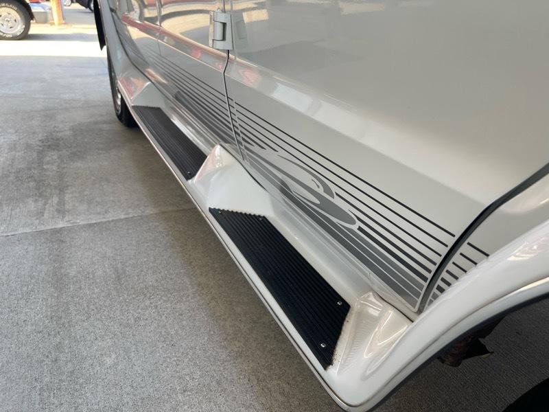 Dodge Ram Van 1500 127" WB Conversion 2000