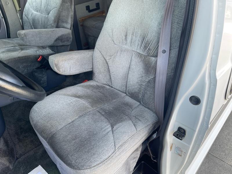 Dodge Ram Van 1500 127" WB Conversion 2000