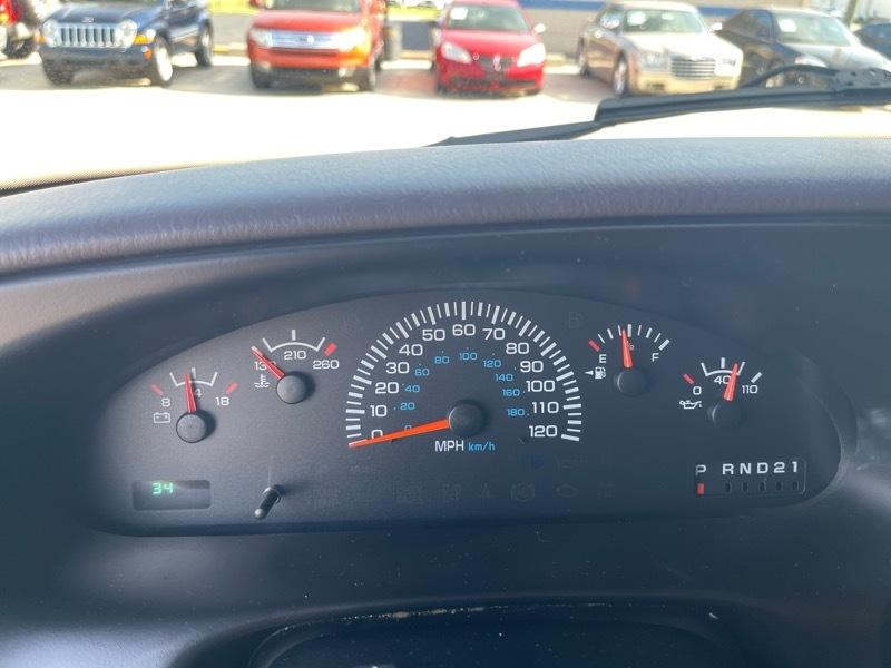 Dodge Ram Van 1500 127" WB Conversion 2000