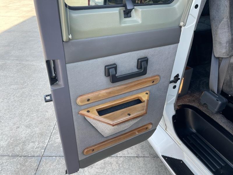 Dodge Ram Van 1500 127" WB Conversion 2000