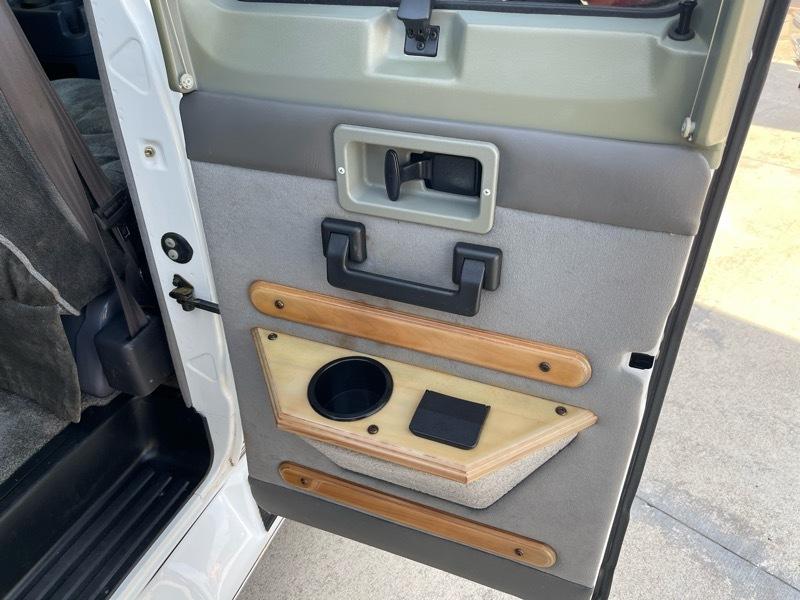 Dodge Ram Van 1500 127" WB Conversion 2000