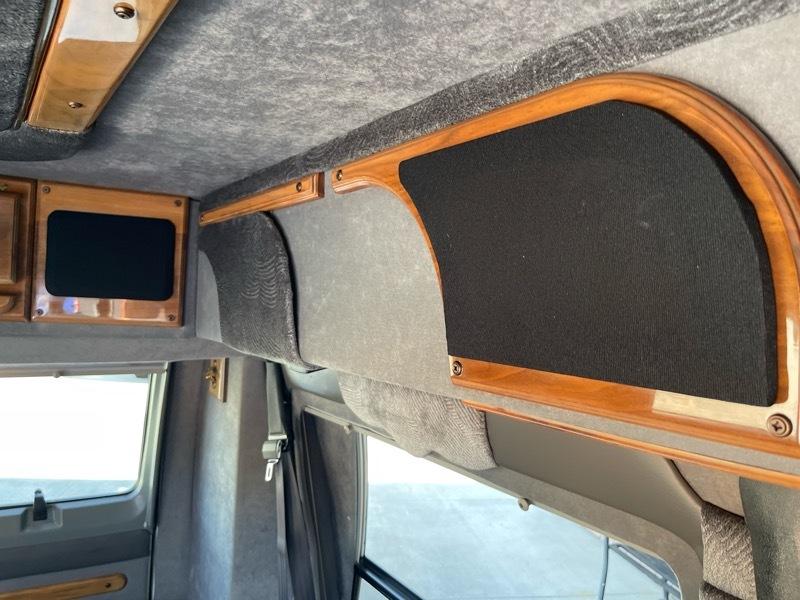 Dodge Ram Van 1500 127" WB Conversion 2000