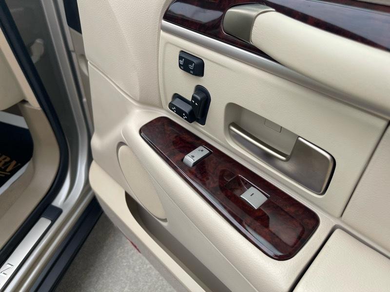 Lincoln Town Car Signature Limited 2010