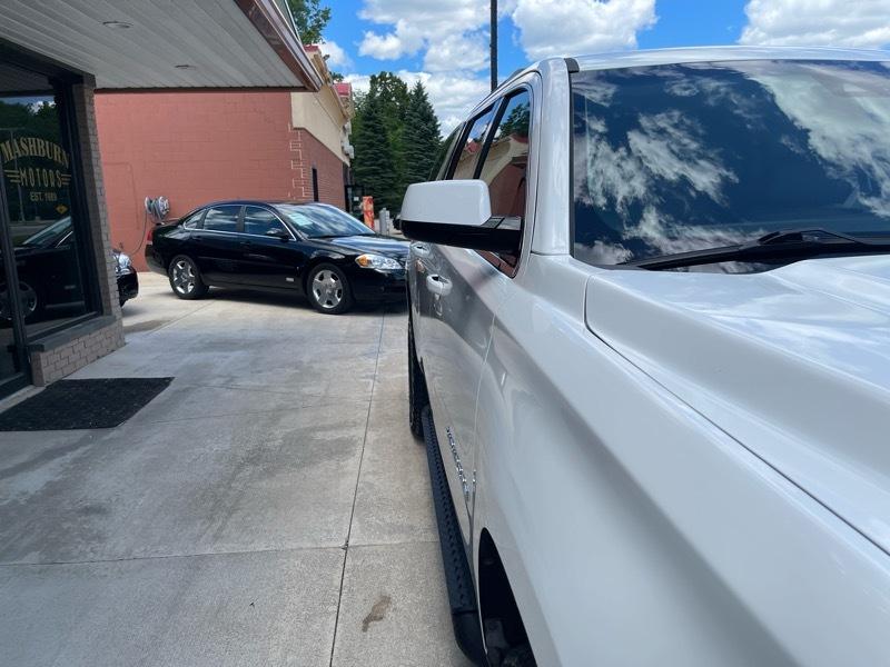 Chevrolet Suburban LT 4WD 2019